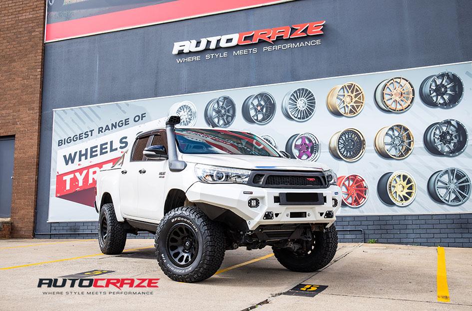TOYOTA HILUX N80 4WD VECTOR MATTE BLACK